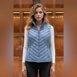 32 Degrees Women's Light Blue Quilted Vest